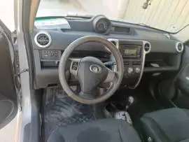 تويوتا يارس 2010 للبيع