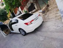 هوندا أكورد 2011