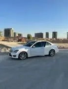 مرسيدس C200 2010
