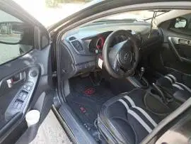 كيا فورتي 2010