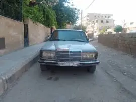 مرسيدس 280 موديل 76, دمشق