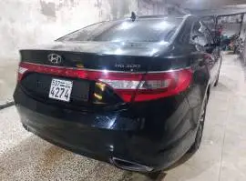 هيونداي آزيرا 2012, حلب