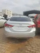 هيونداي افانتي 2012