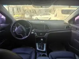 Hyundai Avante 2017, Homs