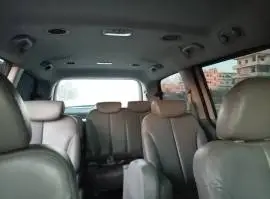 كيا كرنفال 2010