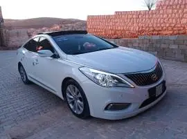 Hyundai Azera 2012
