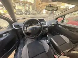 Peugeot 207 2011, Damascus