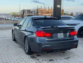 BMW 320i 2017, Homs