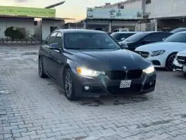 BMW 320i 2017, Homs