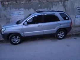 كيا سبورتاج 2005, RF25484141
