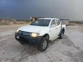 مستوبيشي L200 2009, حلب, RF17898323