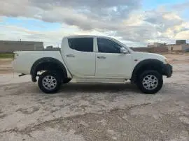 مستوبيشي L200 2009, حلب, RF17898323