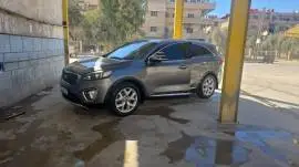 كيا سيرانتو 2016, RF93126092