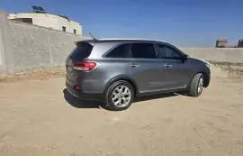 كيا سيرانتو 2016, RF93126092