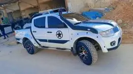 Mitsubishi Euro Long Box 2014, Idlib, RF12927617