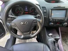 كيا سيراتو 2015, RF15914571