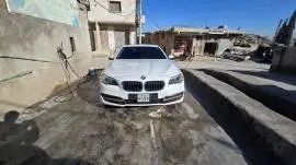 بي إم دبليو 520 2014, RF10152970