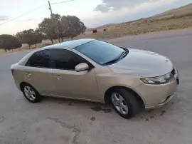 كيا سيراتو 2010, دمشق, RF11829678