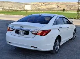 Hyundai Sonata 2011, RF28102387