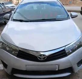 تويوتا كورولا 2015, RF88995825