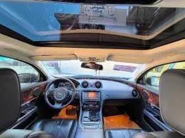 جاكوار 2014, حلب, RF12771755