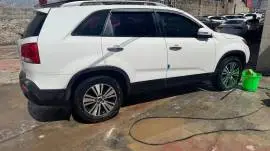 كيا سيرنتو 2010, RF18953401