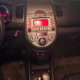 كيا سول 2011, حلب, RF14654004