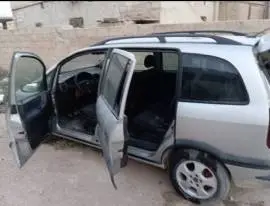 Opel 2002, Raqqa, RF17868590