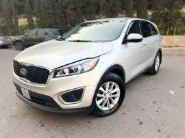 كيا سورينتو 2017, دمشق, RF12915906