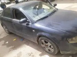 أودي A4 2003, RF32767757