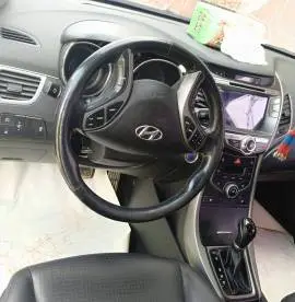 هيونداي افانتي 2014, RF63288071