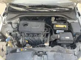 Hyundai Elantra 2018, RF59938111