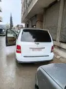 كيا كرنفال 2001, دمشق, RF20827336