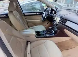 فولكس واجن طوارق 2011, دمشق, RF94617591