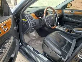 Hyundai Equus 2011, Aleppo, RF28784356
