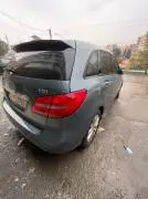 مرسيدس بنز B200 2012, RF15941395