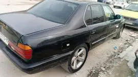 بي ام 1986, RF60777270