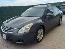 Nissan 2011, RF72043207