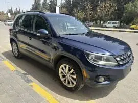 فوكس فاجن تيجوان 2015, دمشق, RF10385014