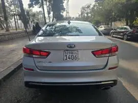 كيا أوبتما 2019, دمشق, RF17366847