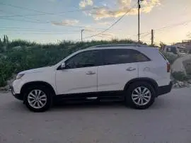 كيا سورينتو 2011, دمشق, RF15535573