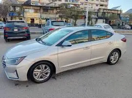 هيونداي إلنترا 2019, RF39492088