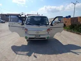 سيارة بورتر 2009, RF11529333