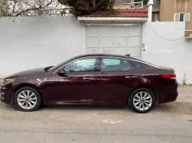 كيا اوبتيما 2017, RF64185988