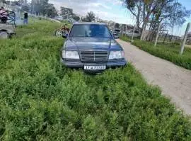 مرسيدس E300 موديل 1990, RF88917584
