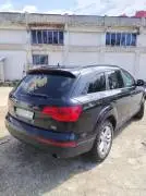 أودي Q7 2006, RF30361334