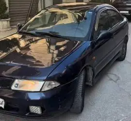 مستوبيشي 1998, حلب, RF15897639