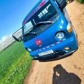 Hyundai 2000, Idlib, RF48085262