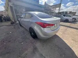 Hyundai Elantra 2011, RF17153872