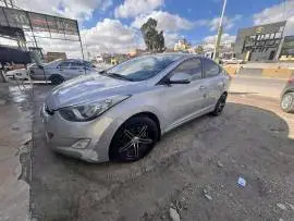 Hyundai Elantra 2011, RF17153872